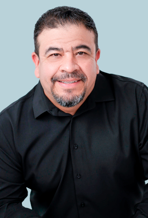 Santiago Mendoza, Project Manager